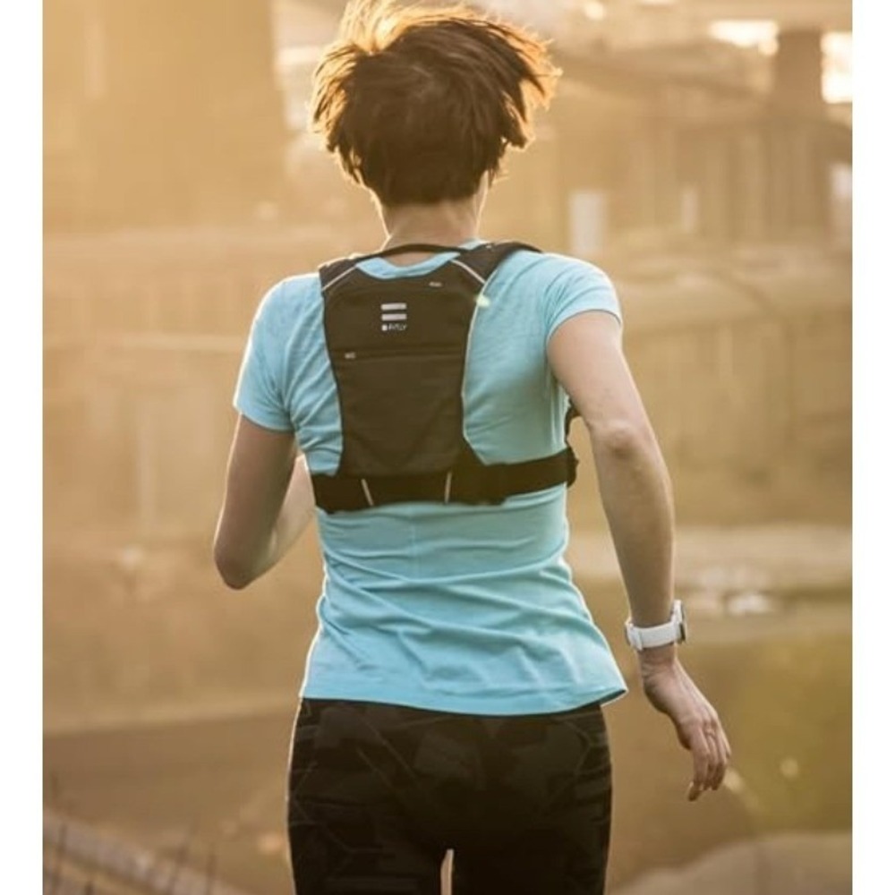FITLY Running Hydration Vest Pack Black Minimalist Athletic Gear Sub 90 Unisex